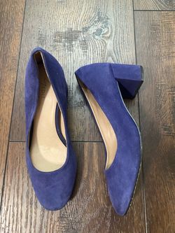 Women’s navy blue block heel size 6 by 27 Edit Naturalizer