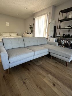 Burrow Nomad Modular Sectional Sofa w/ Chaise – Light Gray