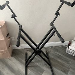 Piano Stand