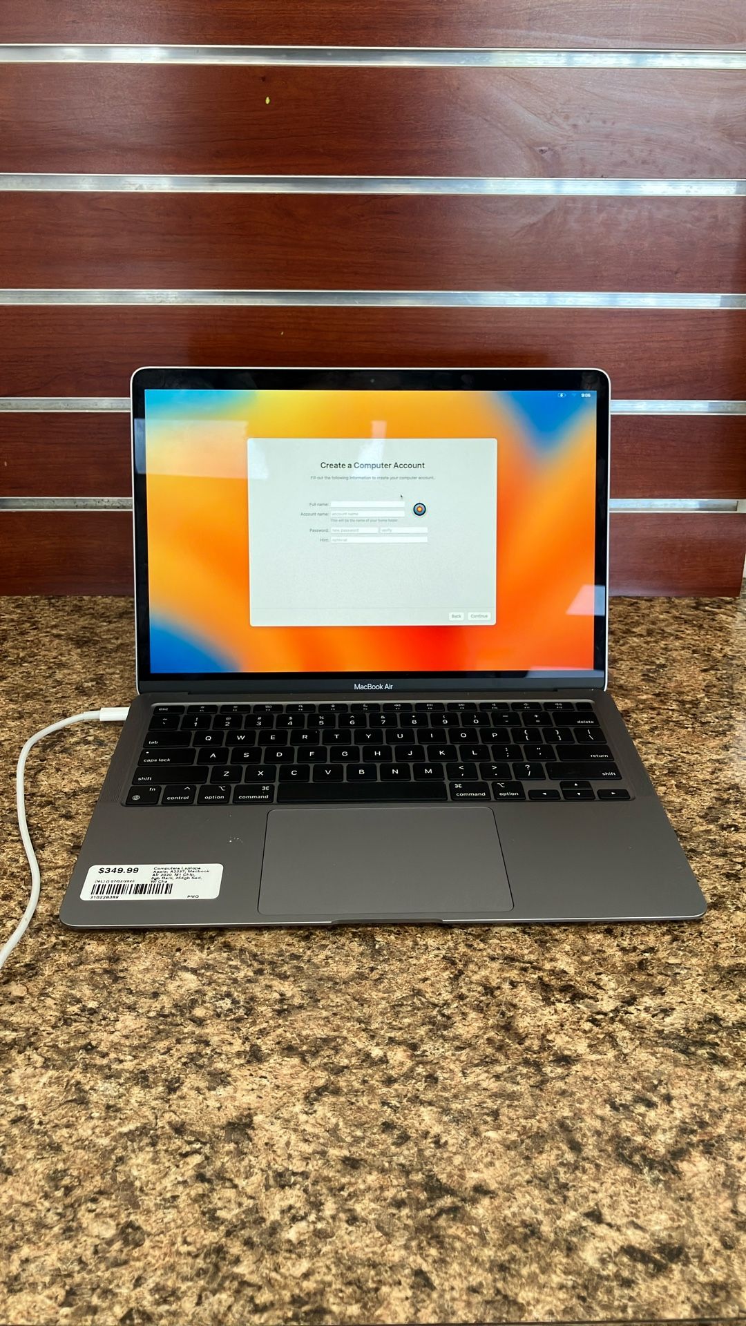 Computer Laptop Apple A2337