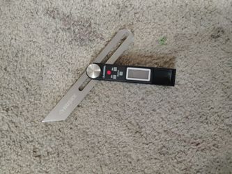 Husky angle finder