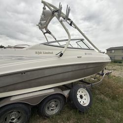 Yamaha 232 Limited Jet Boat