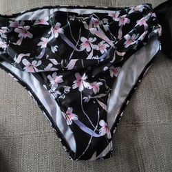 Brand new bikini bottoms woman's size large