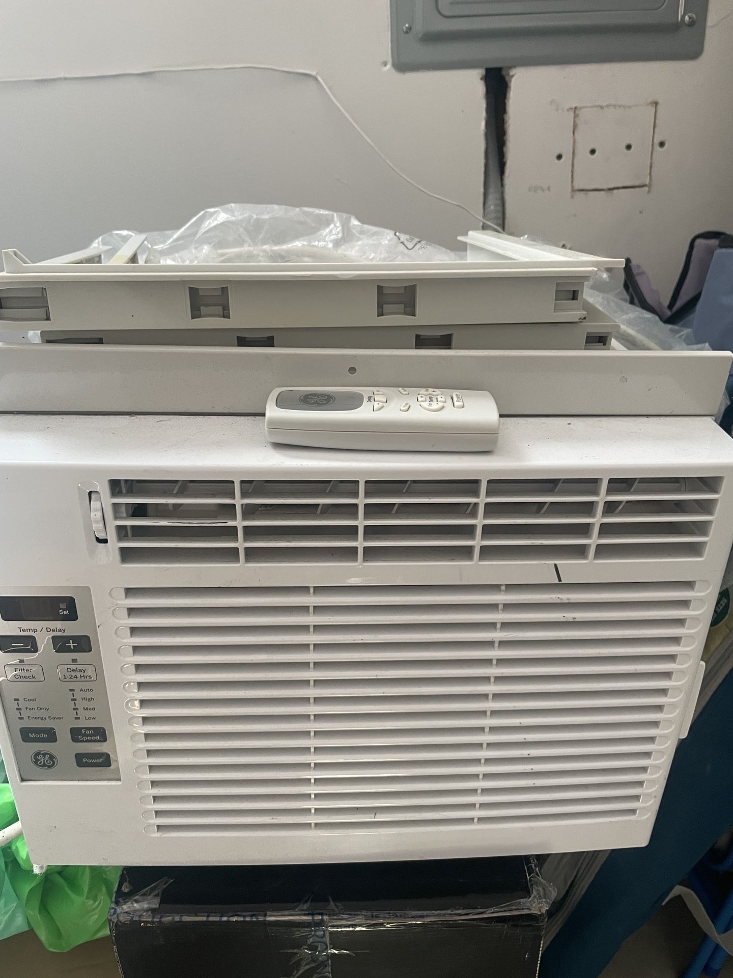 Two Window AC Units- 6000 BTU - Good Condition
