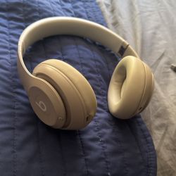 Beats Studio Pros 