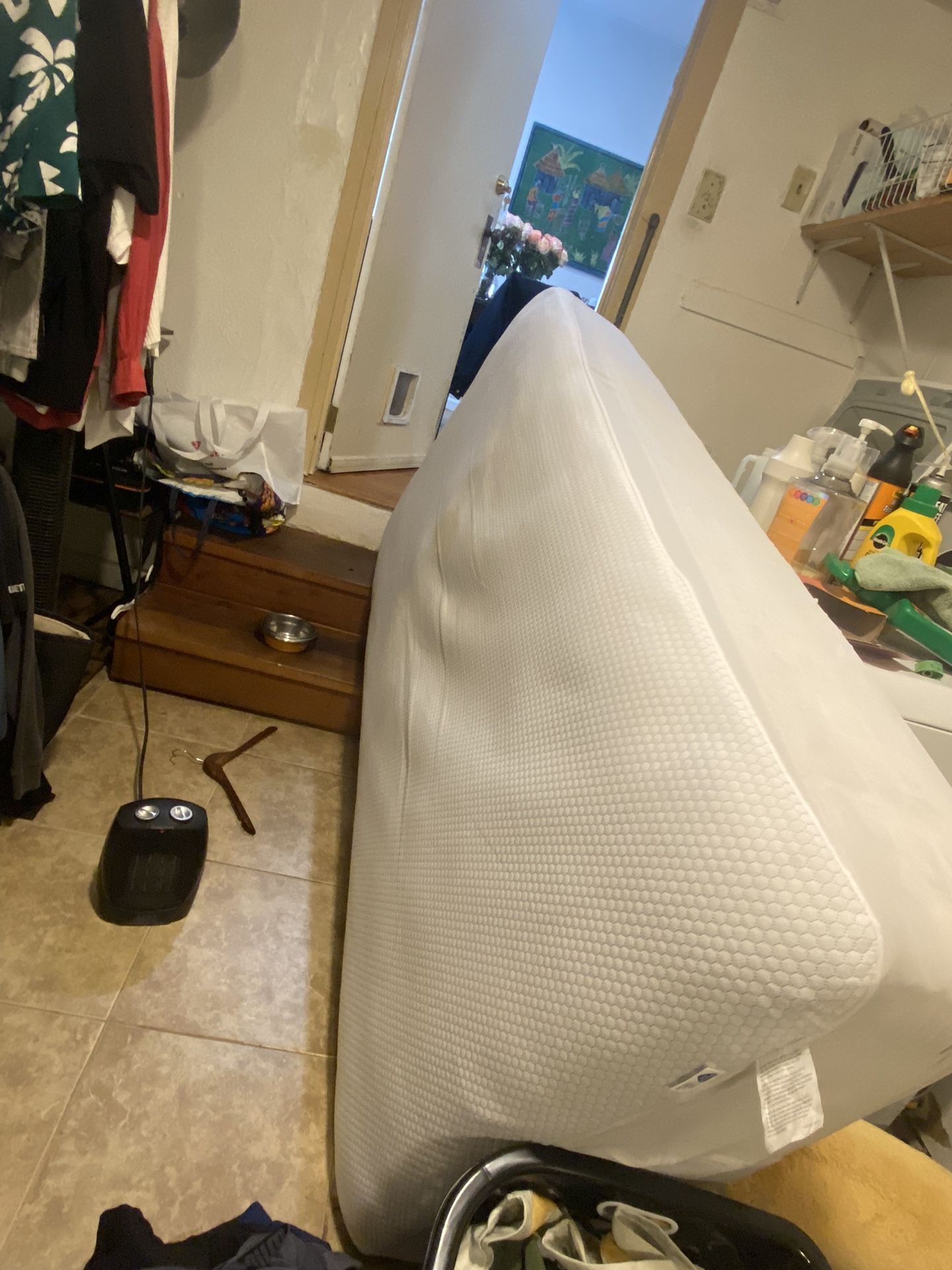 Twin Size Tempurpedic Mattress & Bottom