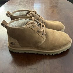 Ugg Chestnut Boots 