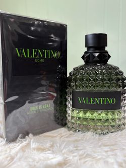 Valentino Born In Roma Green Stravaganza Perfume