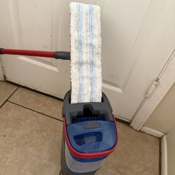 USED O-Cedar Flat Mop