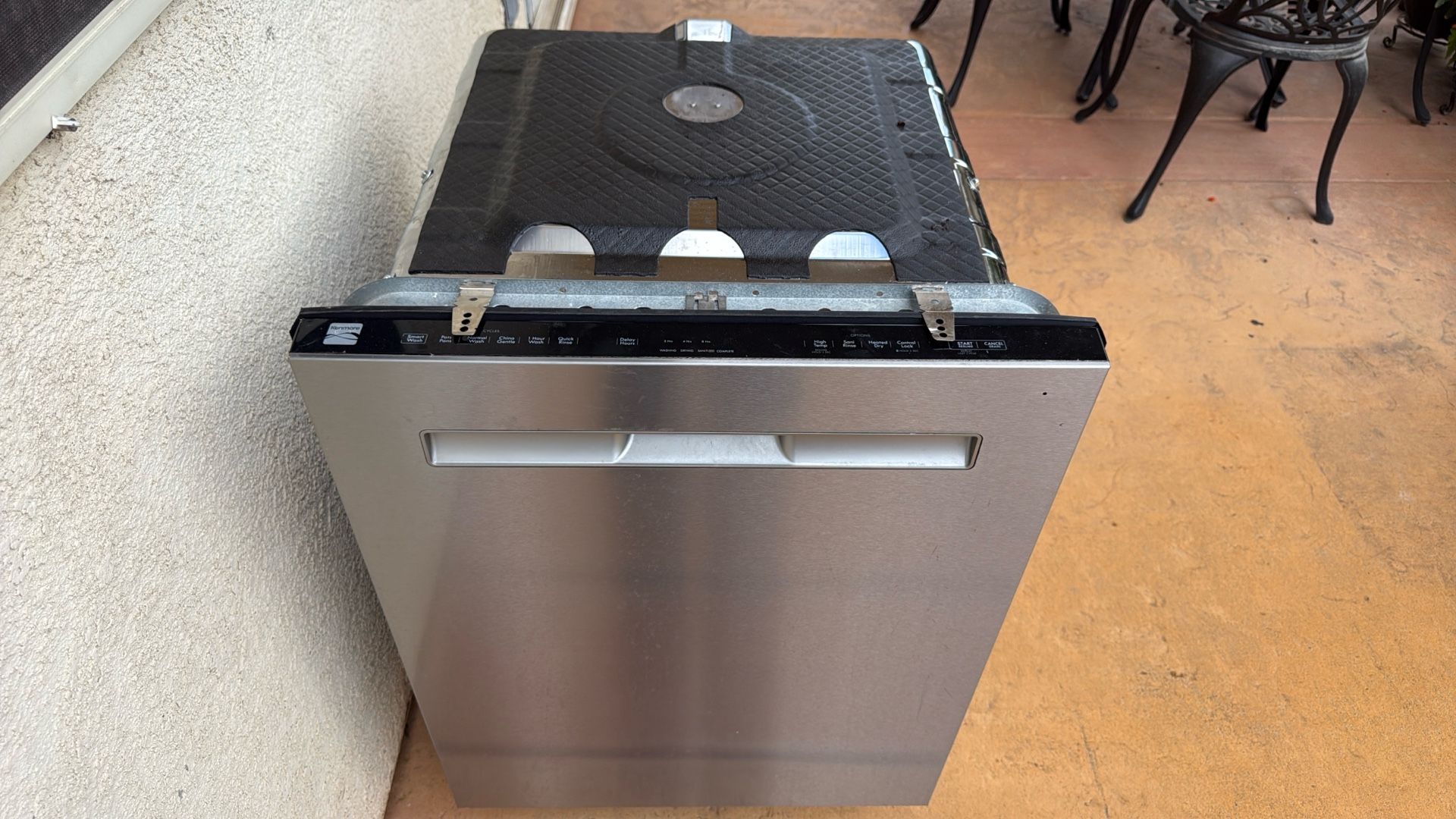 Kenmore Dishwasher In Good Condition.