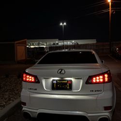 2009 LEXUS IS250 