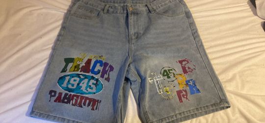 Jorts with design  size 2x 30$ obo