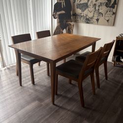 Mid Century 4 chair dinning table solid wood leather seats 