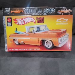 Hot Wheels Hot Ones Brick Shop Chevy 62 Pickup