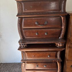 2 End tables with Drawers