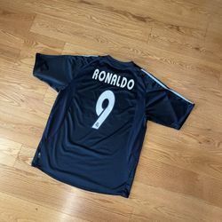Adidas Real Madrid RONALDO🇧🇷 2003/04 away jersey (Size Large)