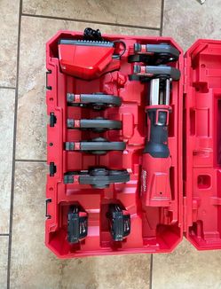 Milwaukee M18 Force Logic
Press Tool with One-Kev Mode