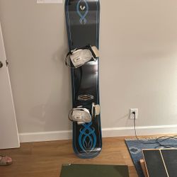 Rossingol Snowboard With Sims Bindings 