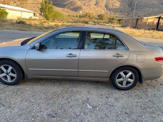 Honda accord 2004 tan v4