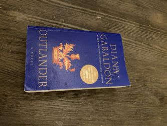 OUTLANDER PAPERBACK