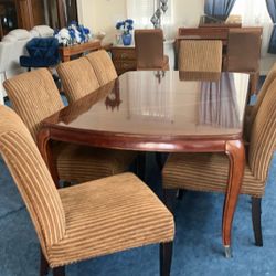 Dining table With 10 Chairs And 2 Leaves.  Please TEXT for Info.