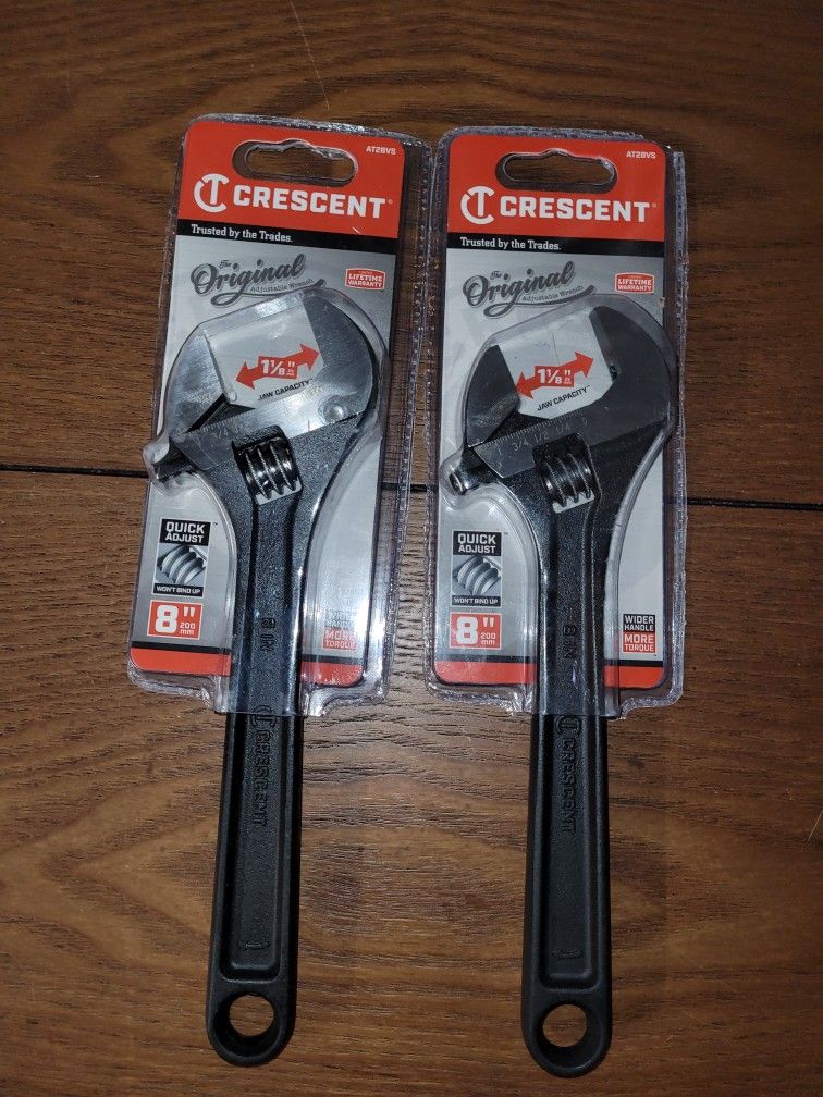 Crescent Wrench 1 1/8'