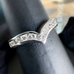 14k white gold V-Shape Contoured channel-setting 0.55CTW Diamond Wedding ring sz 7