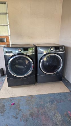 GE Front Load Washer & Dryer Set - Dark Gray (Steam / Large Capacity)