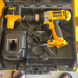 Dewalt XRP Drill With Battery And Charger 