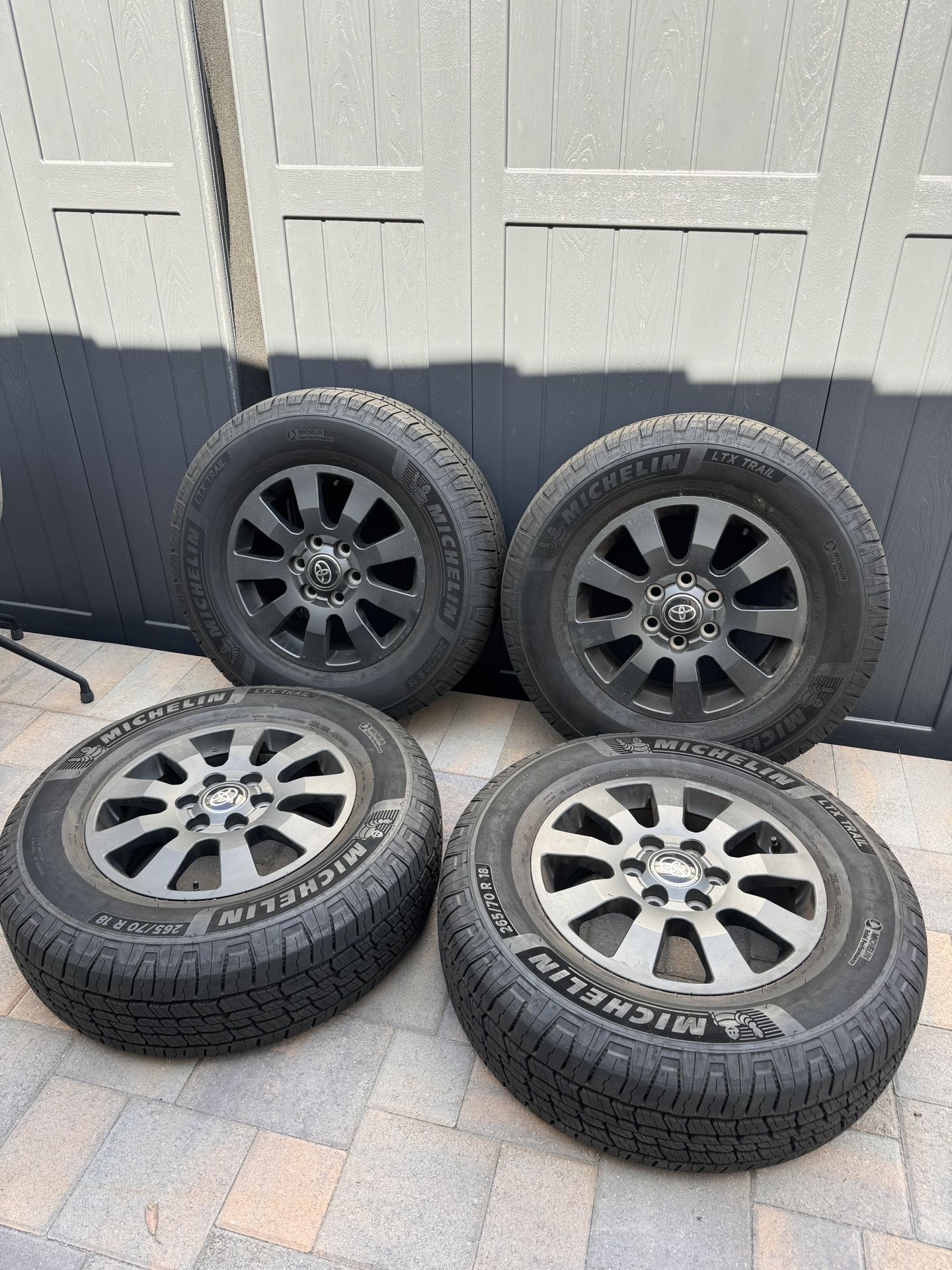 Toyota Land Cruiser OEM Wheels Rims 18" Inch Michelin Tires