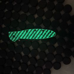 Kershaw Leek With Glow Carbon Fiber Handles