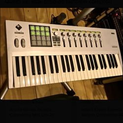 KORG Kontrol 49 MIDI Controller Keyboard