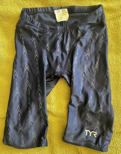 TYR Youth Race Suit Size 22 Navy