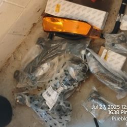 Brand New Tie Rods, Control Arms, Heater Core Hose, And Turn Signal Housing For 07 Mustang $100