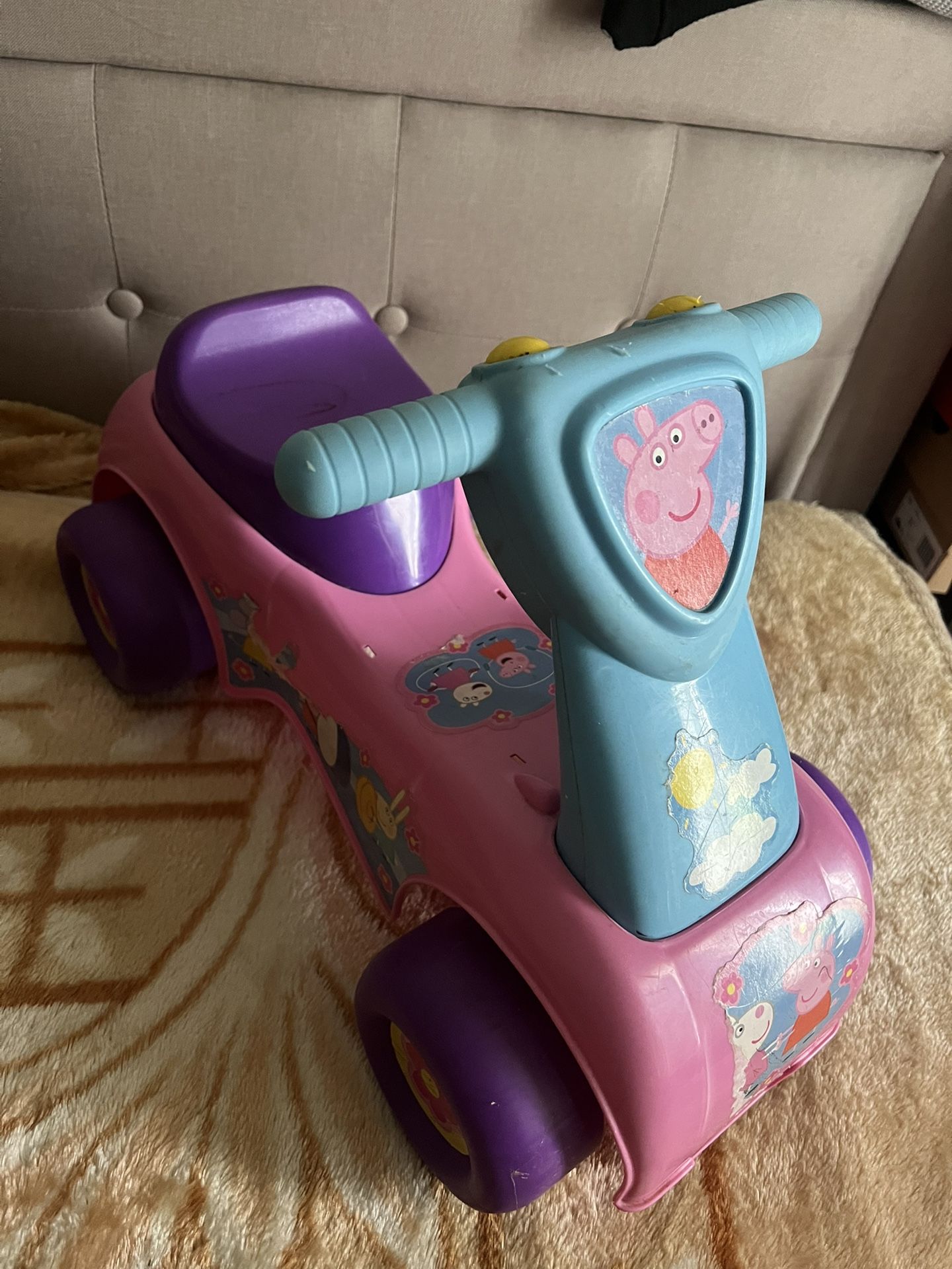 Peppa Pig Toddler Ride on