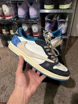 Sz 9.5 Jordan 1 Low $10 FIRM NO TRADES