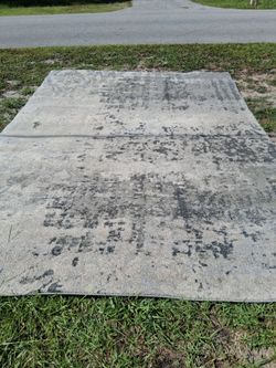 VERY NICE  10 BY 14 AREA RUG