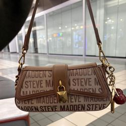 Steven Madden purse