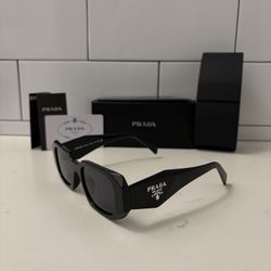 Prada Sunglasses Black