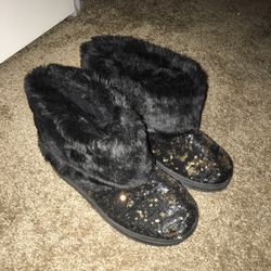 Dearfoams Black Gold Booties