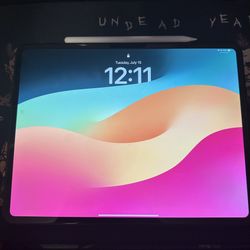 Premium 13-inch iPad Pro M4 (512GB) + Apple Pencil Pro + Keyboard Case Bundle