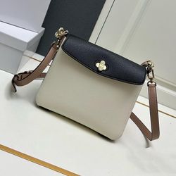 Furla Lychee Crossbody Bag Black/White 