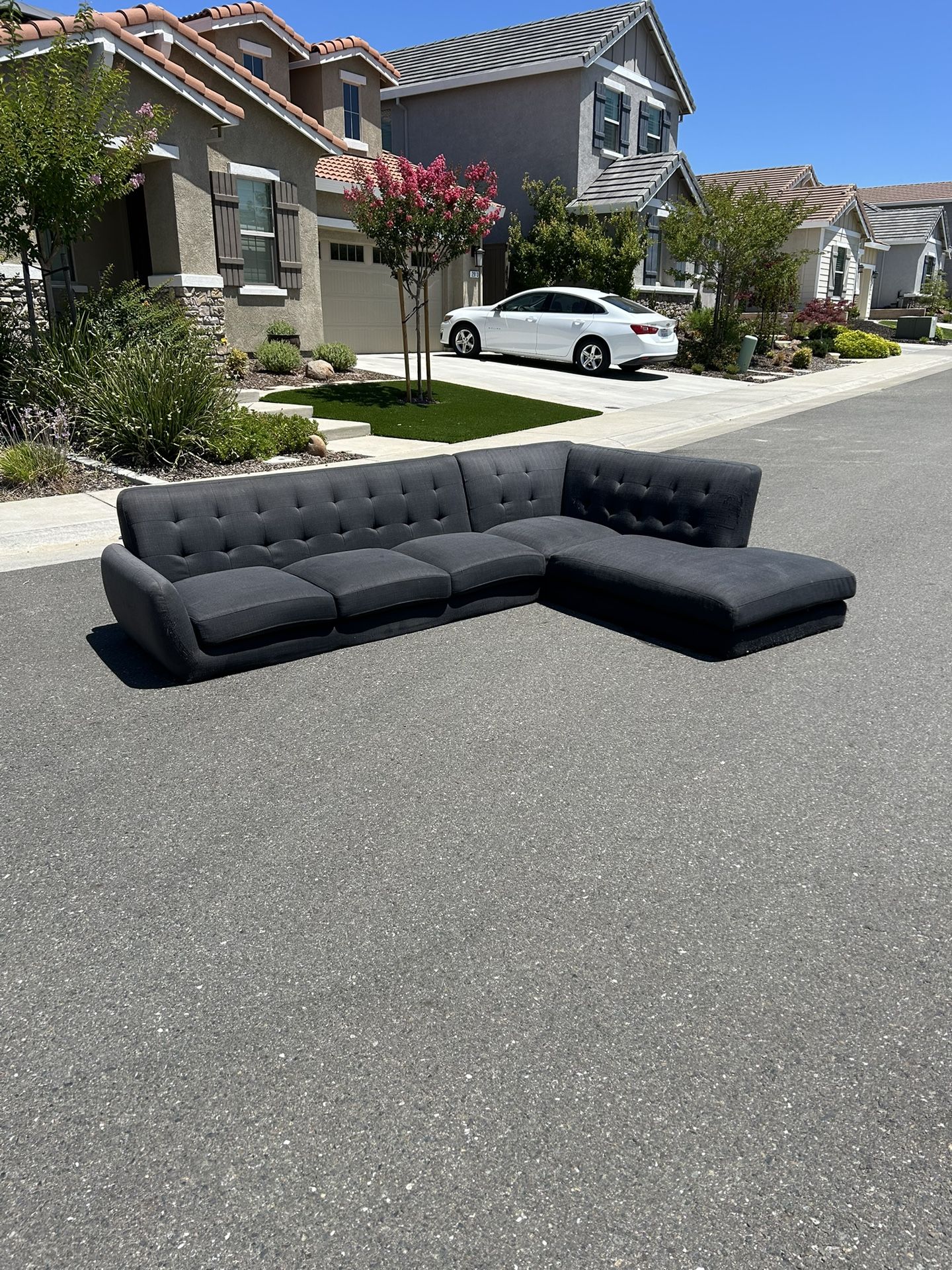 Modern Black Sectional Couch β Must Go Today!