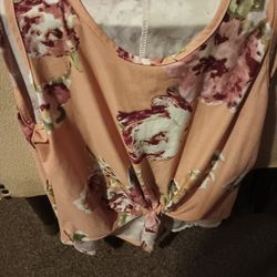 Woman's Shirt Good Condition Size Medium $5.00 