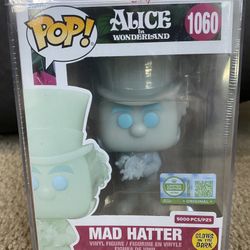 Funko Pop! Disney Mad Hatter (Glow) with Pop! Protector #1060