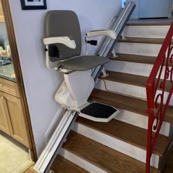 7 Stair Chair Lift 
