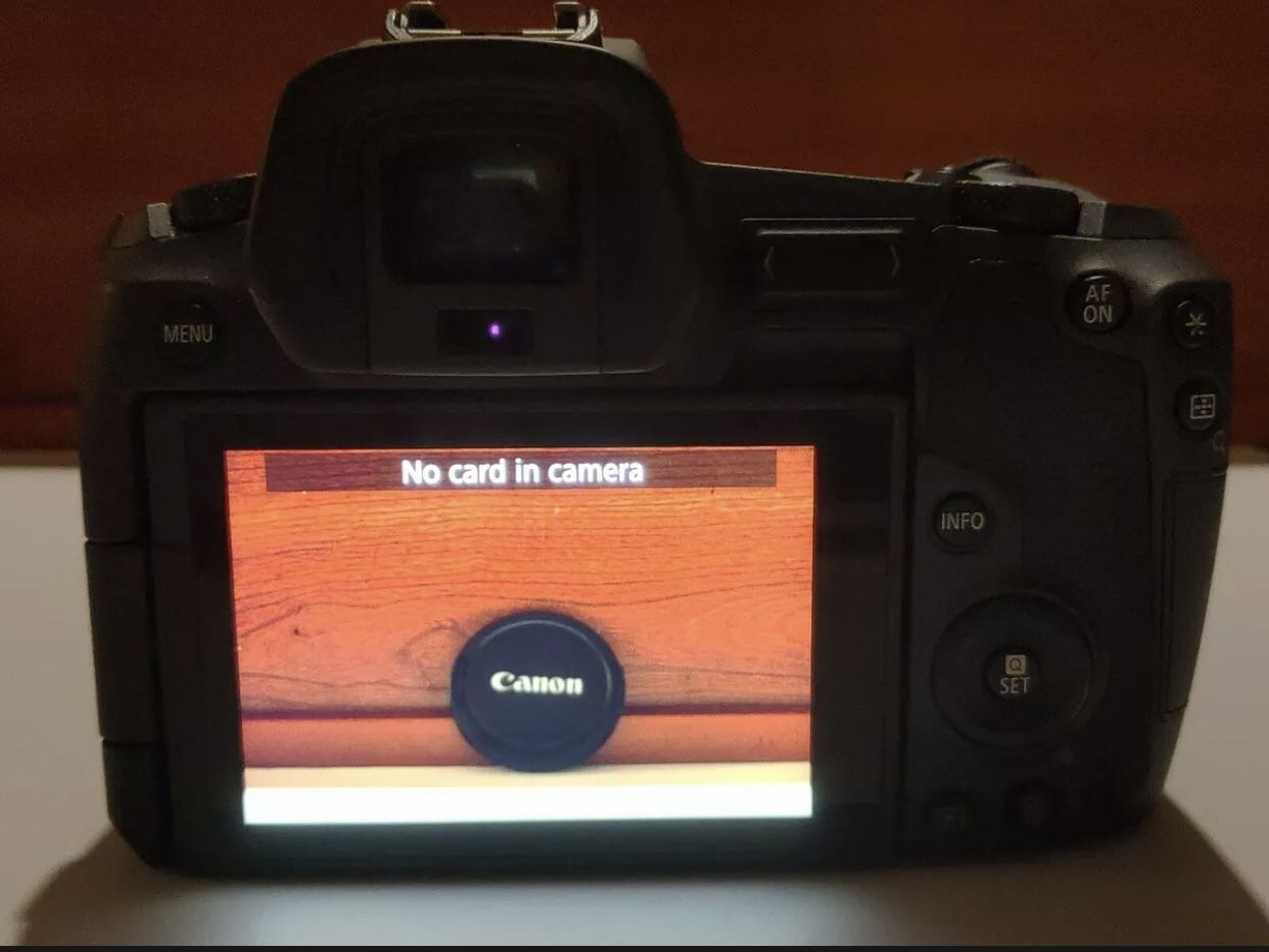 Canon EOS R 30.3MP Digital Camera Body - Extra Battery -Low shutter count -NMint, The Camera Is In Good Condition ,Selling It Because Of An Emergency