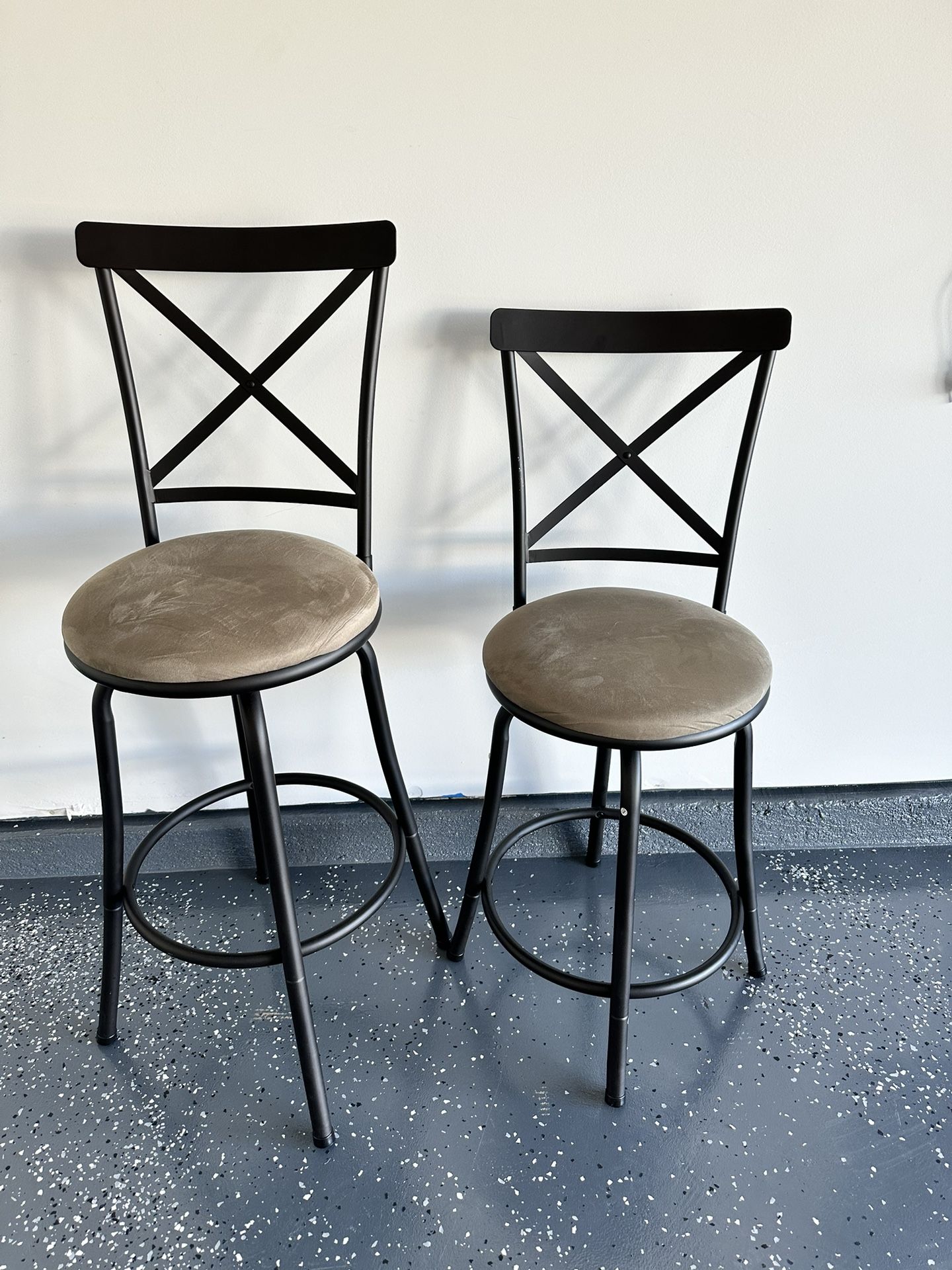 Bar Stools / Chairs