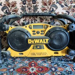 Dewalt DC011 Radio Battery Charger 