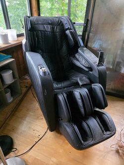 Insignia Massage Chair